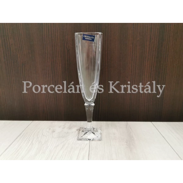 1KC93-0-99S76-140 Arezzo pezsgős flute 140ml, 4 db-os