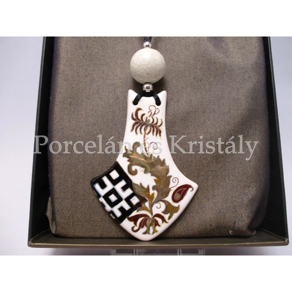 Dumancsua uralkodó fehér medál, többtűzű eosin, Zoób ékszer, 11x6 cm